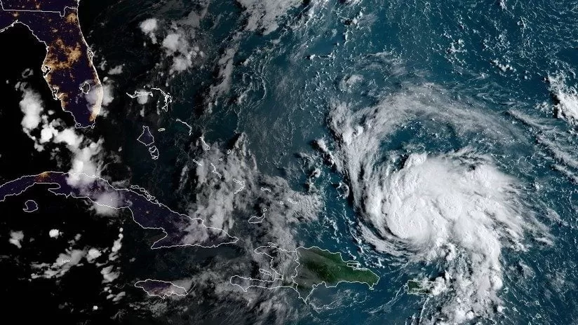“Toda Florida” podría ser golpeada por el huracán Dorian