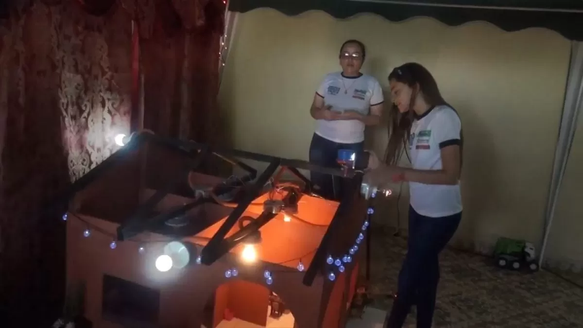 Los estudiantes del Intecc en Quimistan S.B demuestran su talento con la tecnología