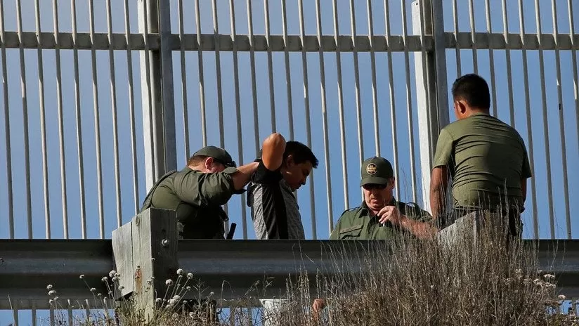 EE.UU. recolectará el ADN de los inmigrantes ilegales que crucen la frontera desde México