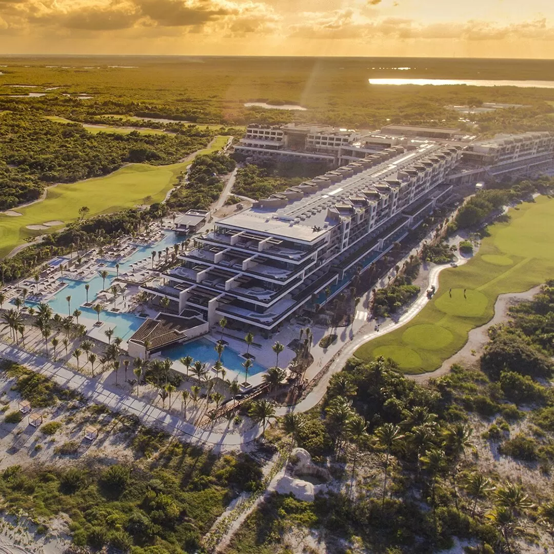 ESTUDIO Playa Mujeres - Cancún es el primer hotel con el concepto de lujo relajado para familias, de la marca ATELIER de Hoteles
