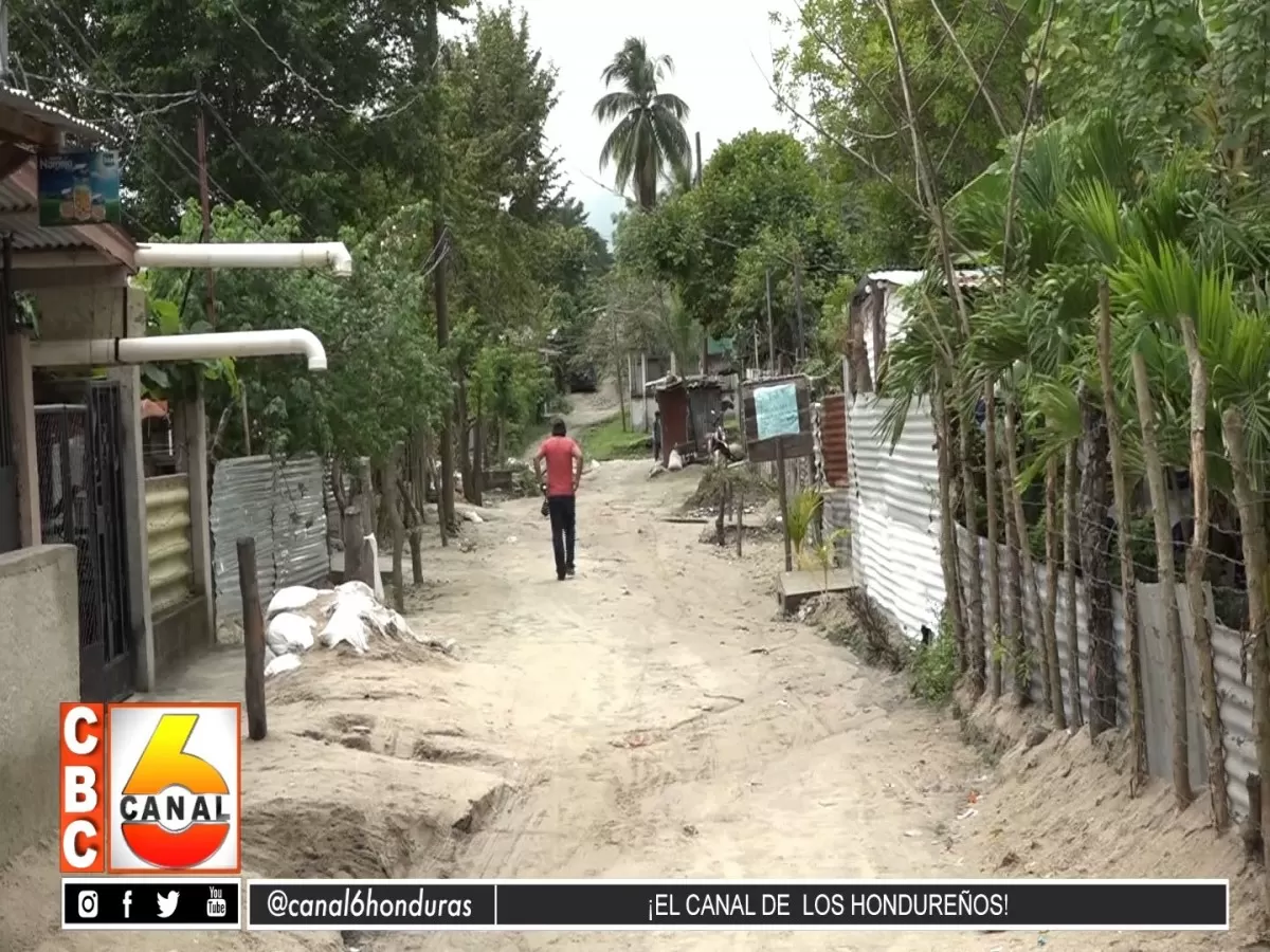Bajo amenaza de desalojo viven 500 familias en Brisas de Veracruz