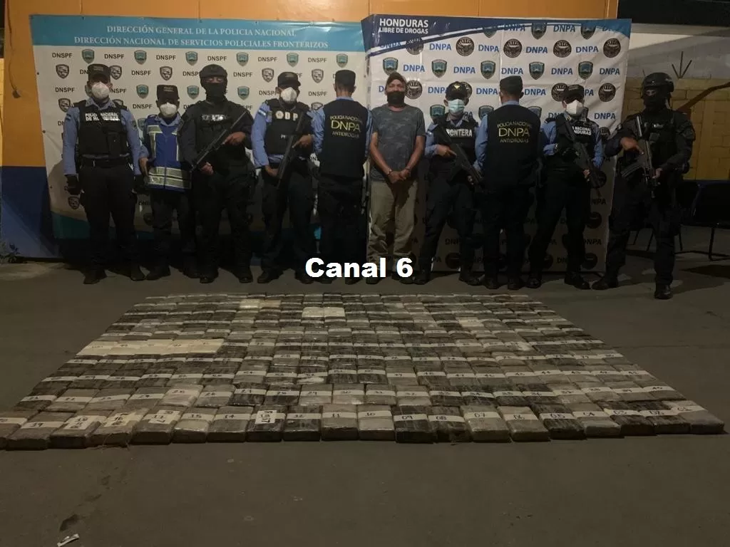 Decomisan droga valorada en 62.5 millones de lempiras en Omoa, Cortés