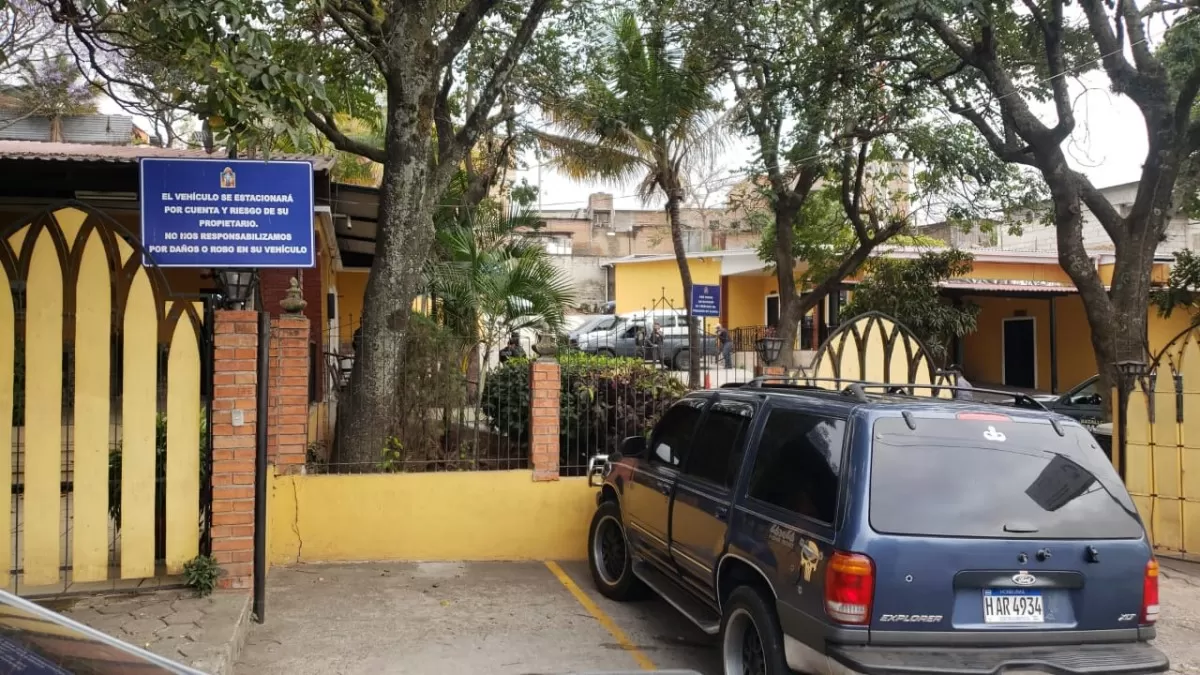 Trasladan cuerpo del PMOP hasta Cedros, luego de ser asesinado en Tegucigalpa