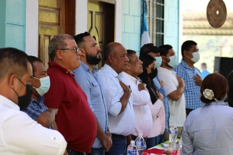 Tocoa Comunidades ratifican en cabildo abierto apoyo a minera Inversiones Los Pinares 07