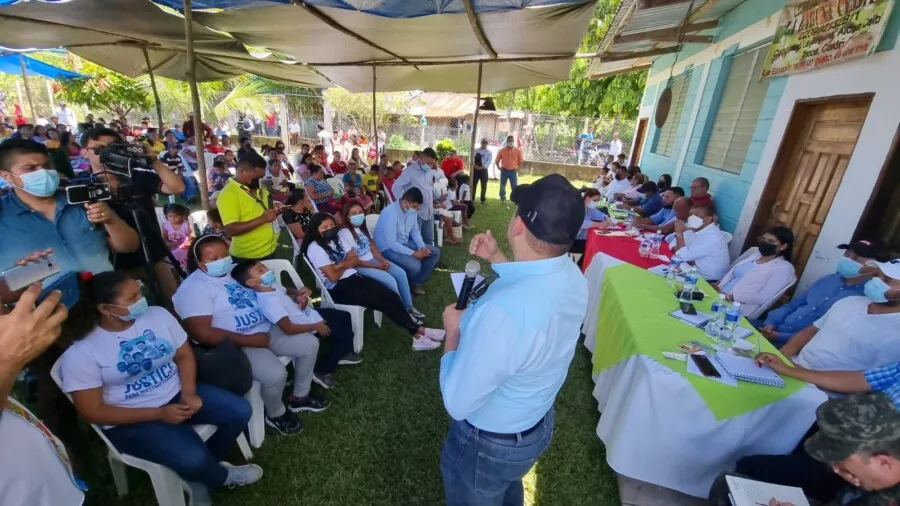 Tocoa Comunidades ratifican en cabildo abierto apoyo a minera Inversiones Los Pinares 06