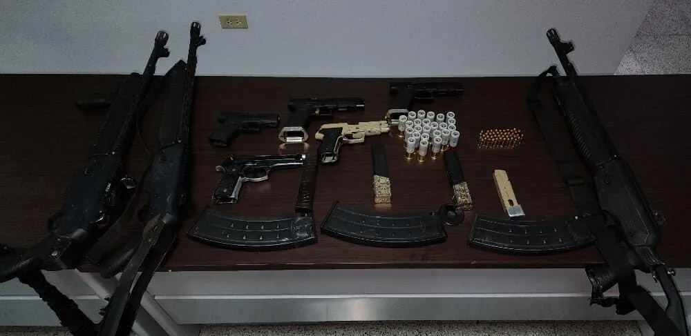 Aprehendidos cinco supuestos miembros del Grupo Delictivo Organizado El Cura con varias armas de fuego en Olancho2